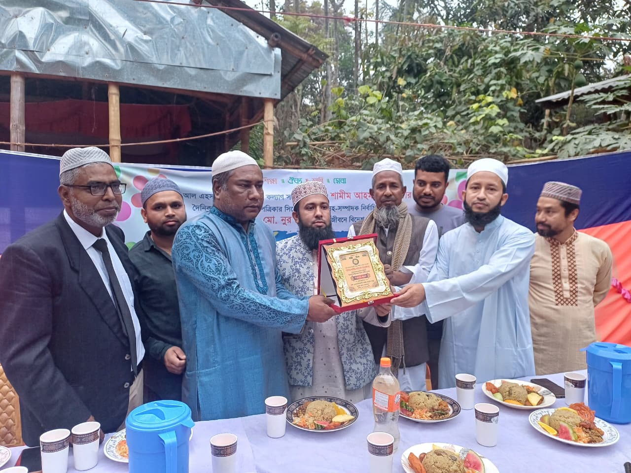 ছাতকে নিজ কাকুরা গ্রামে সংবর্ধিত হলেন সাংবাদিক শামীম তালুকদার