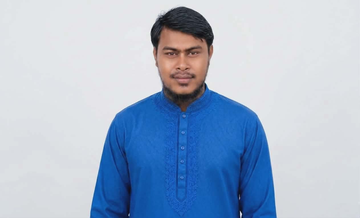 ঈদুল আজহা উপলক্ষে ৩নং বামনডাঙ্গা ইউনিয়নবাসীকে ঠিকাদার মোঃ আজিজুল হকের শুভেচ্ছা