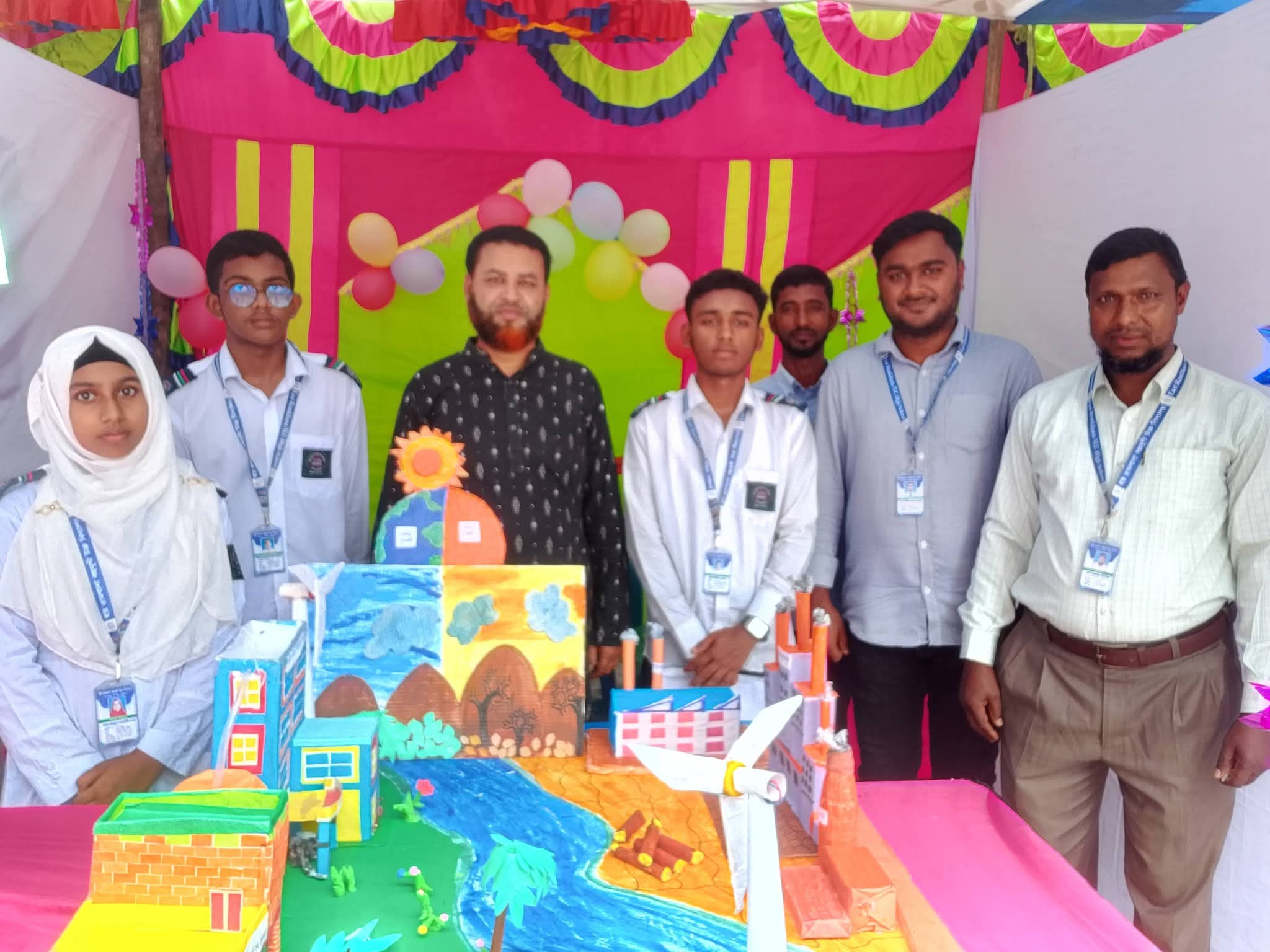 উদ্ভাবন ও সৃজনশীলতার অভিযাত্রায় “ইষ্ট রামখানা বহুমুখী উচ্চ বিদ্যালয়”