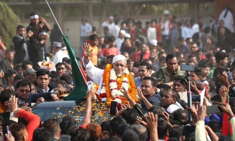 স্বরাষ্ট্র প্রতিমন্ত্রীর পদে লুৎফুজ্জামান বাবরকে দেখতে চান নেত্রকোনা-৪ এর অনেক মানুষ