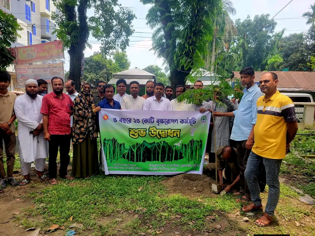 ভুরুঙ্গামারীতে বৃক্ষরোপন কর্মসূচির উদ্বোধন
