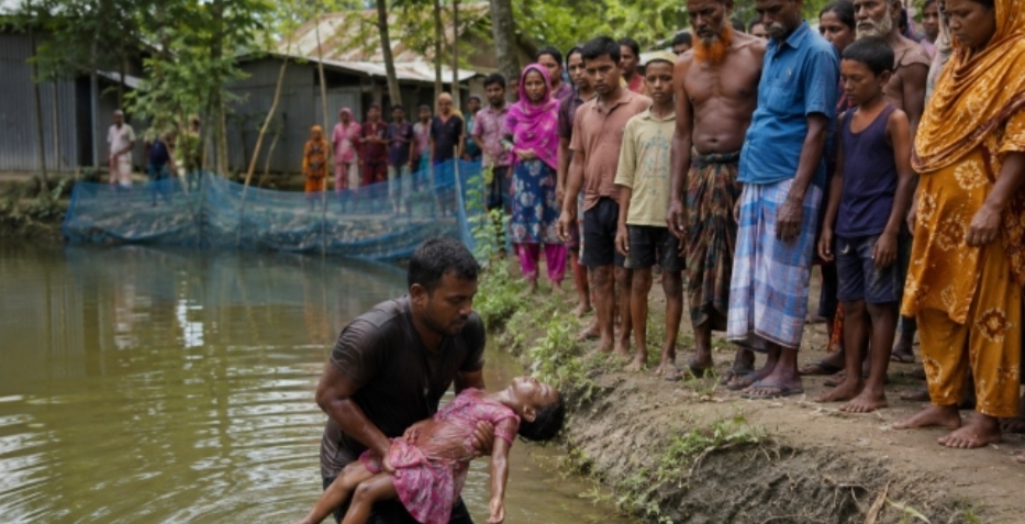 **পুকুরে ডুবে শিশুর মৃত্যু**