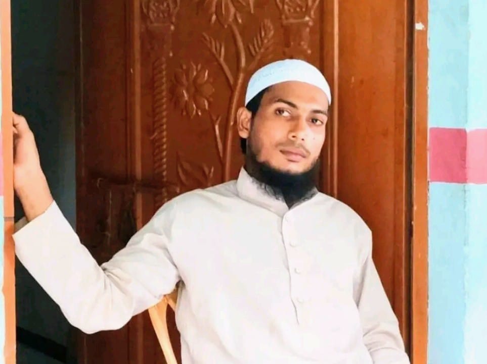 শিশুকে বলাৎকারের পর হুজুরের কথা, ‘মনে করো তুমি স্বপ্ন দেখতেছো; কুষ্টিয়ায় মাদ্রাসা শিক্ষক আটক, ধামাচাপার চেষ্টার অভিযোগ
