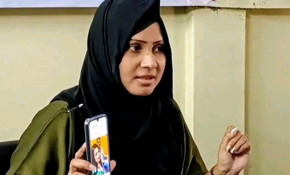 প্রতিমন্ত্রীর সঙ্গে ভাইরাল ছবি নিয়ে মুখ খুললেন মারিয়া এলিন, দাবি—‘এআই দিয়ে বানানো, উদ্দেশ্য চরিত্রহনন’