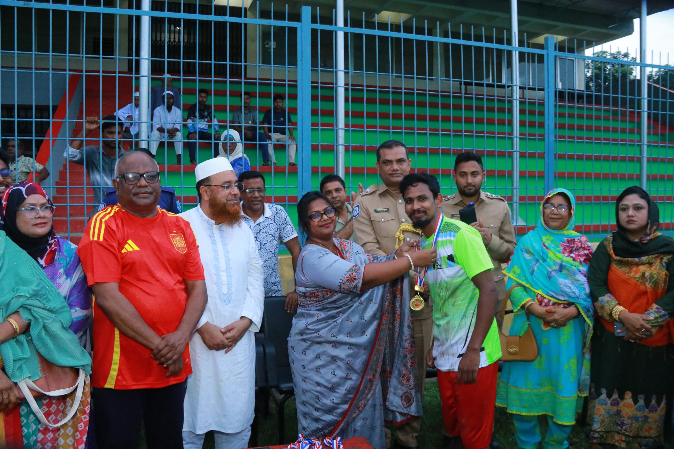 ‘জুলাই ৩৬’ প্রীতি ফুটবল ম্যাচে ৩-০ গোলে চ্যাম্পিয়ন লাল দল