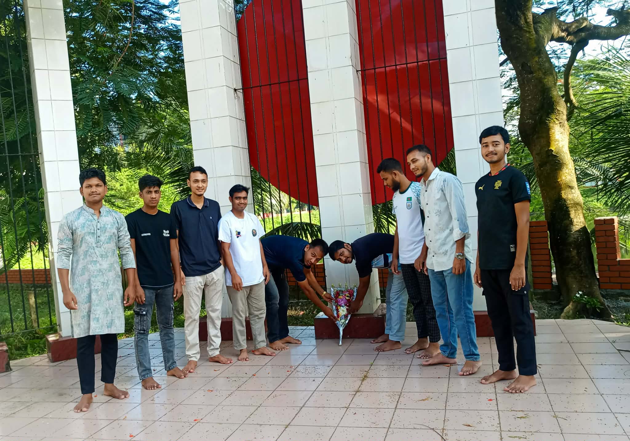 কুড়িগ্রামে ফুলবাড়ী দিবসে ছাত্র ফেডারেশনের শ্রদ্ধা নিবেদন