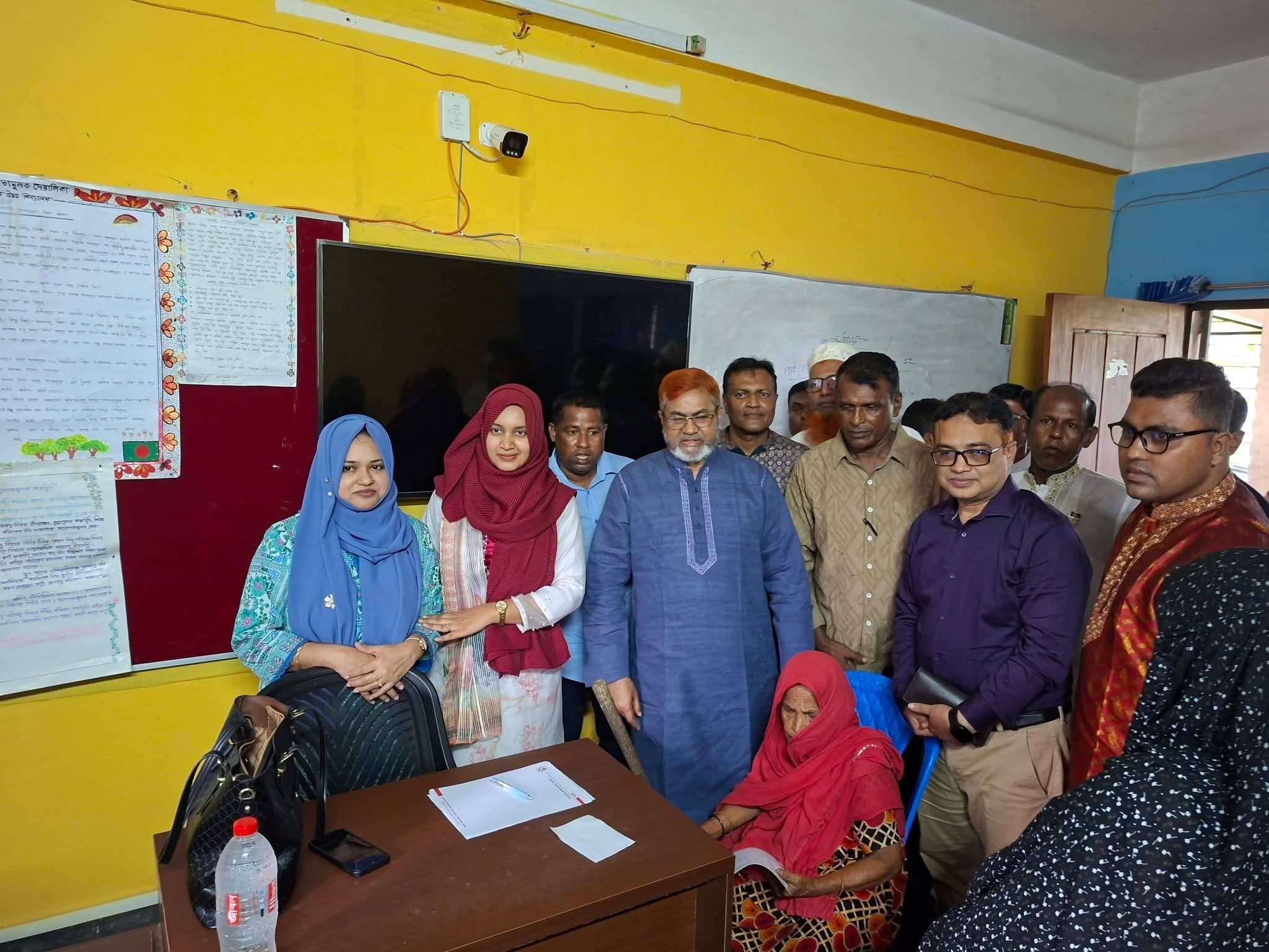 টাঙ্গাইলের মির্জাপুর উপজেলায় বিনামূল্যে মেডিকেল ও চক্ষু চিকিৎসা ক্যাম্প অনুষ্ঠিত