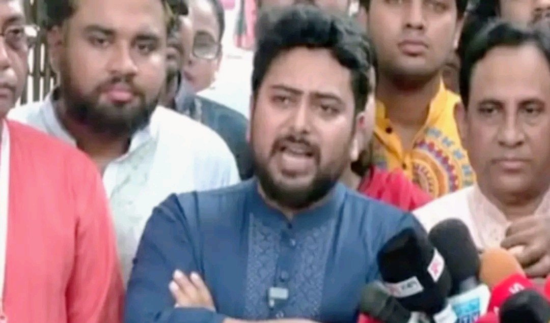 সাম্প্রদায়িক সম্প্রীতি ছাড়া গণতন্ত্র নিশ্চিত সম্ভব নয়: নাহিদ ইসলাম