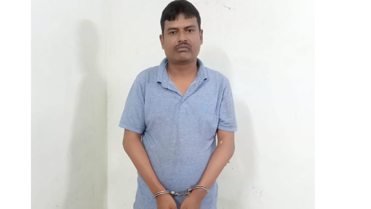 নাগেশ্বরীতে ১০২ পিস ইয়াবাসহ মাদক কারবারি গ্রেফতার, পলাতক ১