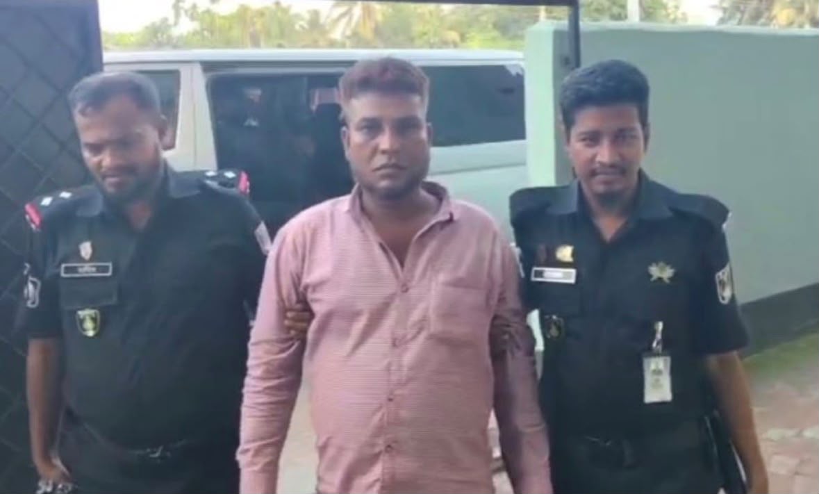 গোপালগঞ্জে কলেজ ছাত্র হত্যা মামলার প্রধান আসমী গ্রেফতার
