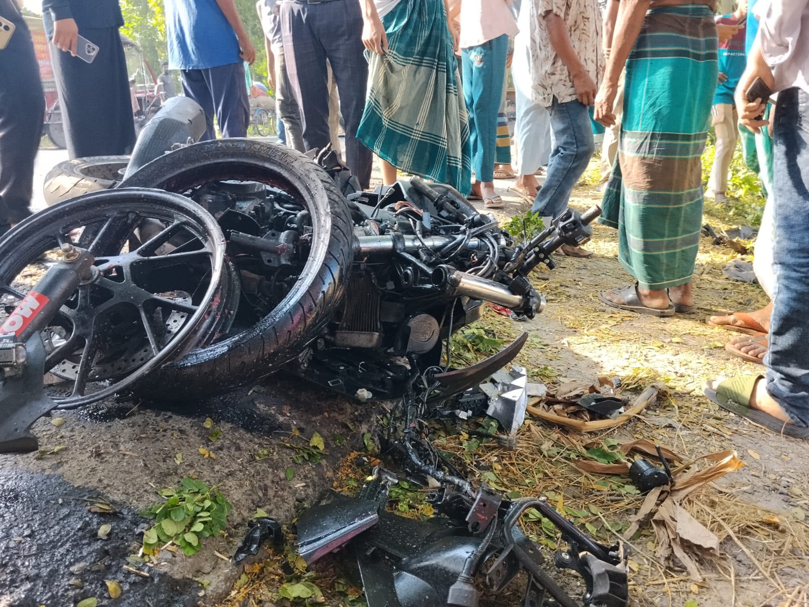 গোপালগঞ্জ কাশিয়ানীতে পৃথক সড়ক দুর্ঘটনায় নিহত ১ আহত ৩
