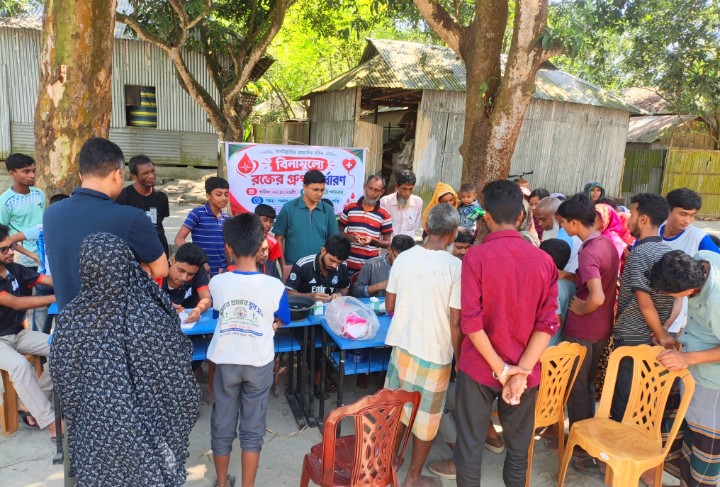 চিলমারীতে দিনব্যাপী বিনামূল্যে রক্তের গ্রুপ নির্ণয় কর্মসূচি অনুষ্ঠিত